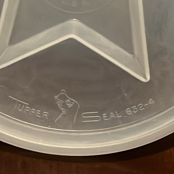 Tupperware JEL-N-SERVE GELATIN MOLD  with 4 Design Seals heart star flower tree - Picture 11 of 11